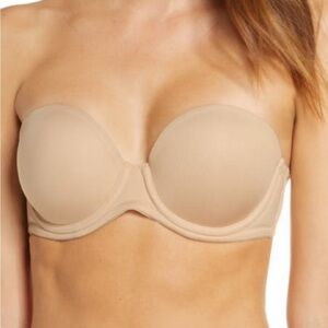 Wacoal Red carpet convertible strapless bra